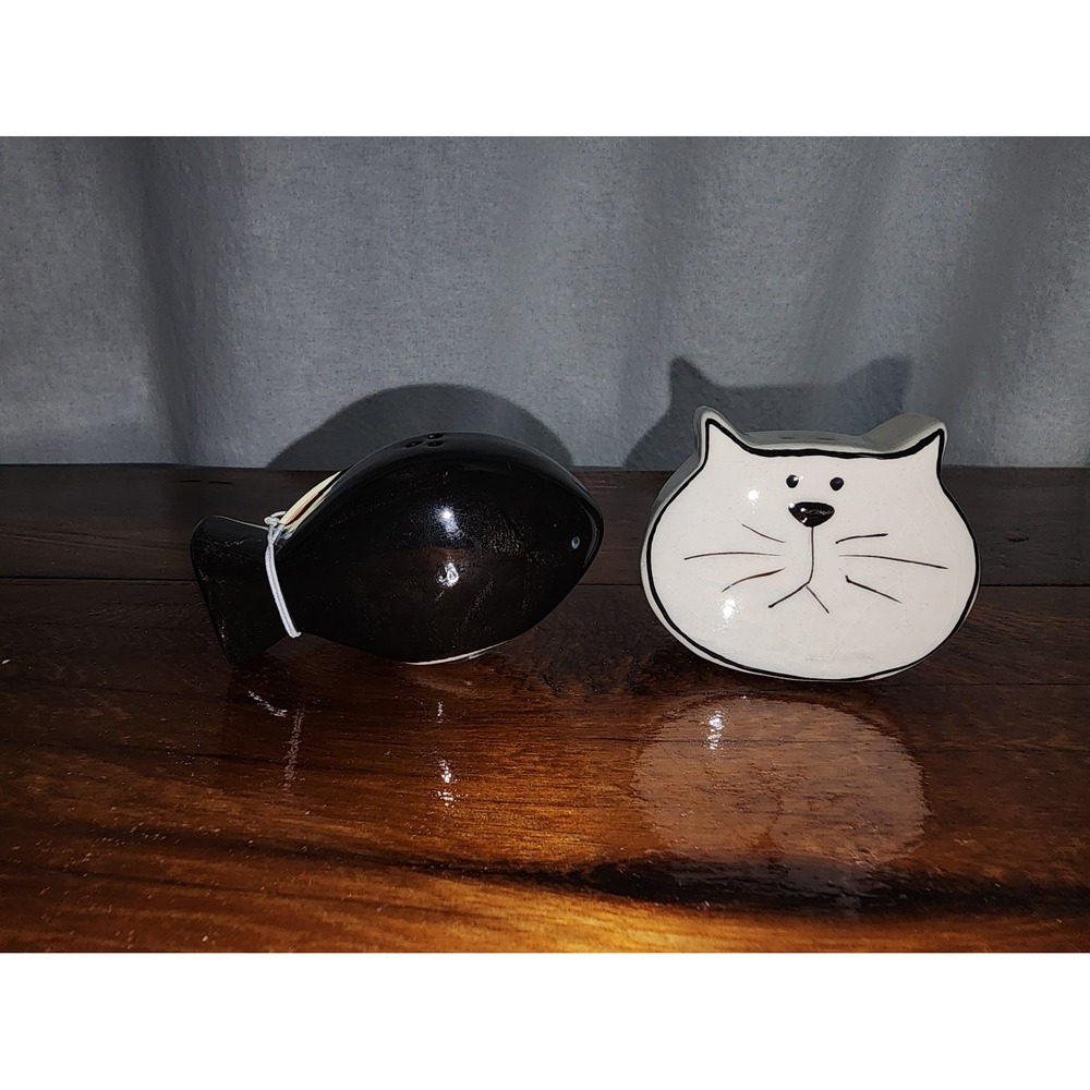 NEW Cat and Fish Salt and Pepper Shakers White Elephant